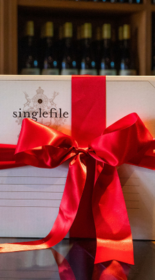 Singlefile Festive Dozen
