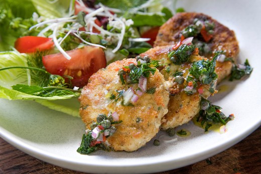 Singlefile Wines - Recipes - Parry's Beach Salmon Patties