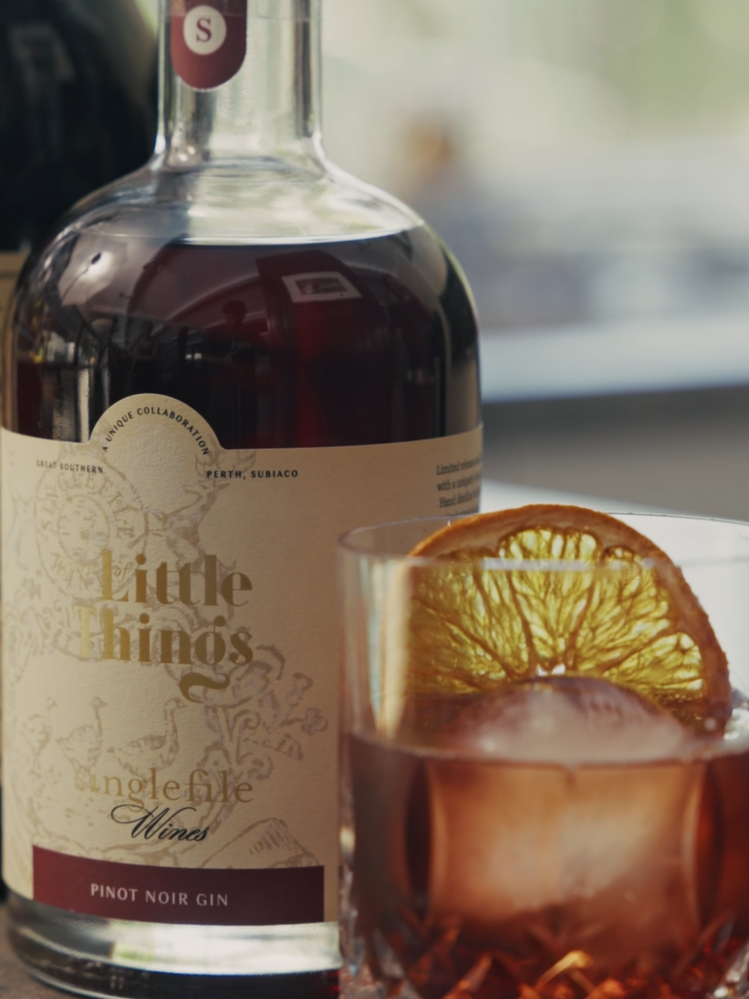 Singlefile -x- Spirit of Little Things Pinot Noir Gin